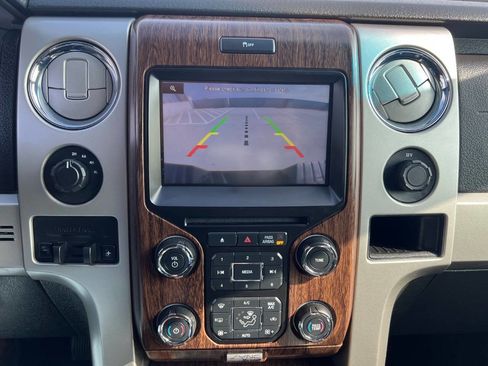 Used 2013 Ford F150 Lariat w/ Lariat Chrome Pkg image 19