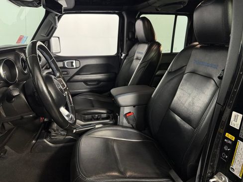 Used 2021 Jeep Wrangler Unlimited Rubicon 4xe w/ Safety Group AWD/4WD image 22