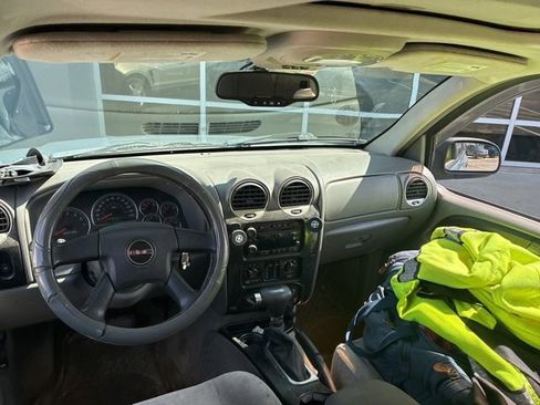 Used 2006 GMC Envoy SLE AWD/4WD image 15