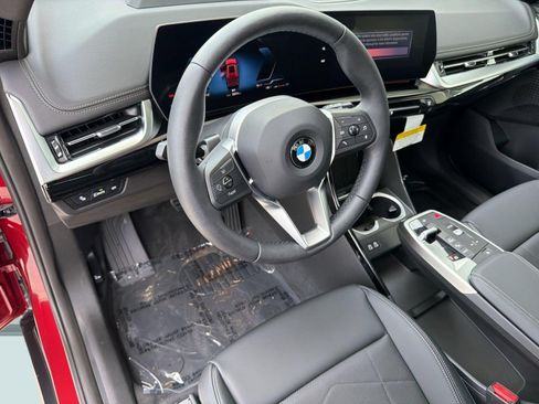New 2026 BMW X1 xDrive28i w/ Technology Package AWD/4WD image 4