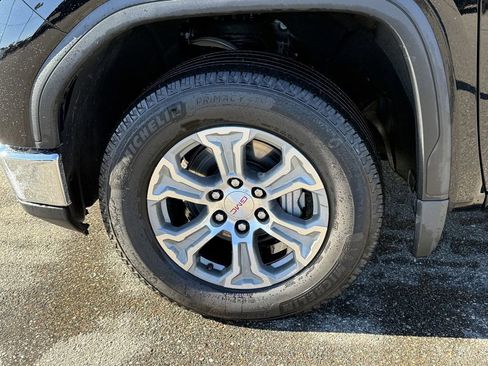 Used 2024 GMC Sierra 1500 SLT image 6