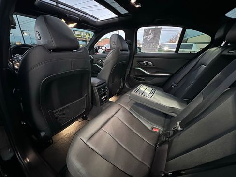 Used 2021 BMW 330i xDrive Sedan w/ Convenience Package image 18