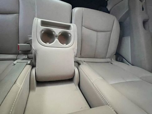 Used 2017 Nissan Pathfinder SL image 17