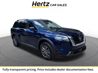 Used 2025 Nissan Pathfinder SV