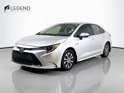 Used 2020 Toyota Corolla LE FWD image 1