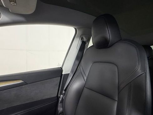 Used 2023 Tesla Model Y Long Range AWD/4WD image 20