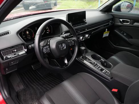 Used 2025 Honda Civic Sport image 13