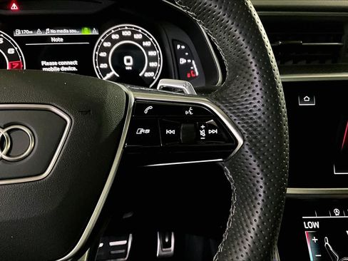 Used 2023 Audi RS 6 AWD/4WD image 24