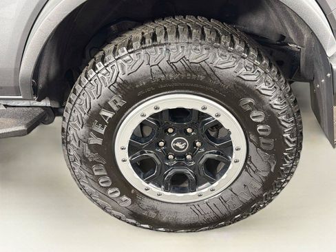 Used 2024 Ford Bronco Badlands AWD/4WD image 35