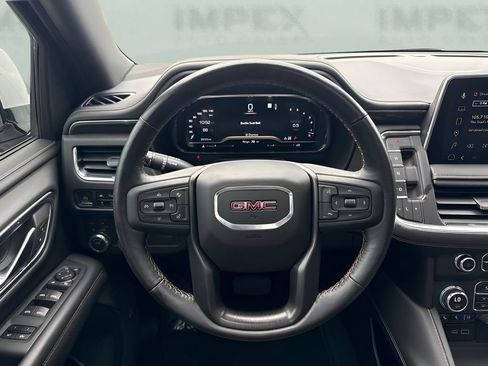 Used 2023 GMC Yukon AT4 AWD/4WD image 17