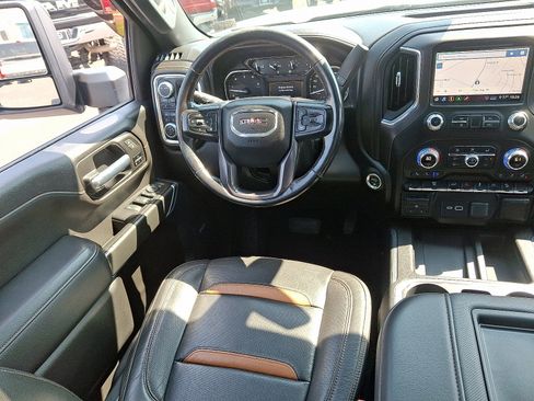 Used 2020 GMC Sierra 2500 AT4 w/ AT4 Preferred Package image 14