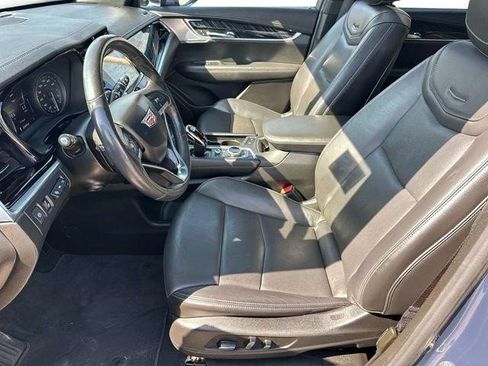 Certified 2024 Cadillac XT6 Premium Luxury w/ Technology Package FWD image 17