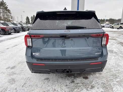 New 2026 Ford Explorer ST-Line w/ ST-Line Street Pack image 4