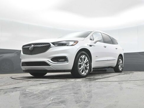 Used 2021 Buick Enclave Avenir w/ Avenir Technology Package AWD/4WD image 26