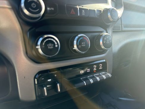 Used 2024 RAM 2500 Big Horn w/ Off Road Package image 16