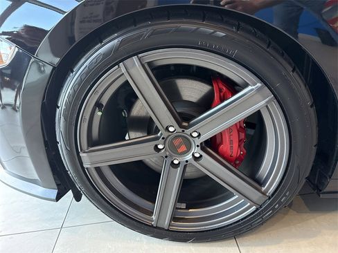 Used 2019 Ford Mustang GT Premium image 11