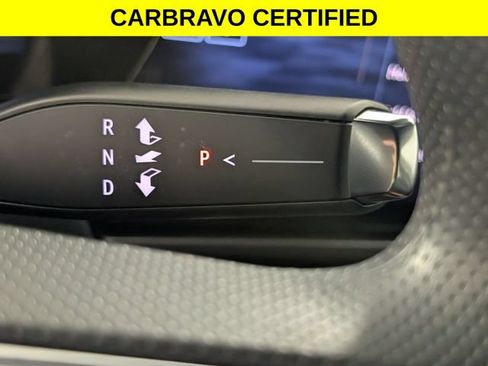 Certified 2025 Chevrolet Equinox EV LT FWD image 21