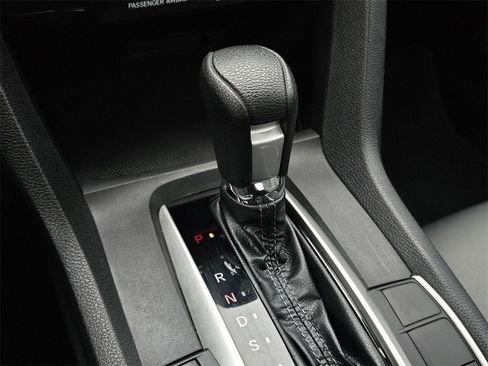 Used 2018 Honda Civic EX image 28