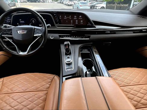 Used 2023 Cadillac Escalade ESV Premium Luxury RWD image 16