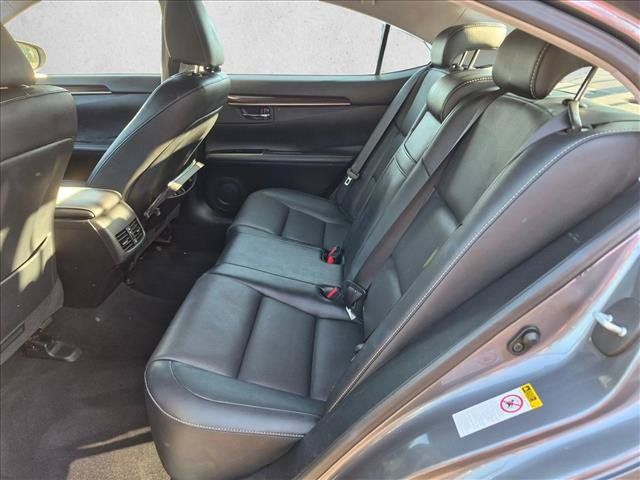 Used 2017 Lexus ES 350 w/ Navigation System Package FWD image 18