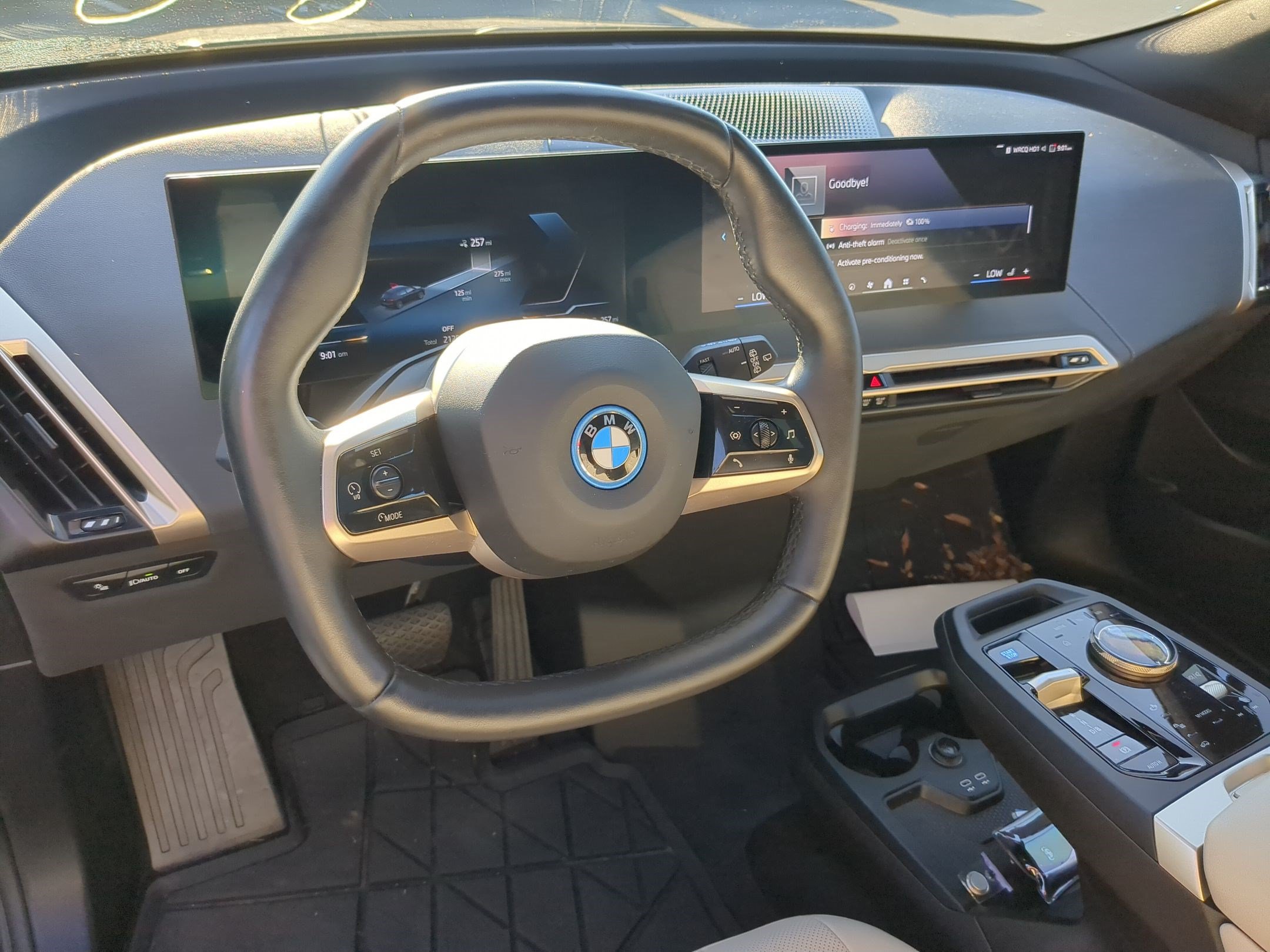 Certified 2025 BMW iX xDrive50 w/ Premium Package AWD/4WD image 18