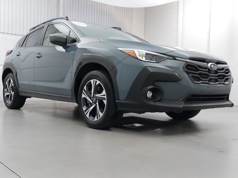 Used 2024 Subaru Crosstrek 2.0i Premium AWD/4WD image 9