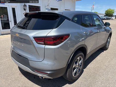 Used 2023 Chevrolet Blazer LT w/ Driver Confidence Package FWD image 5