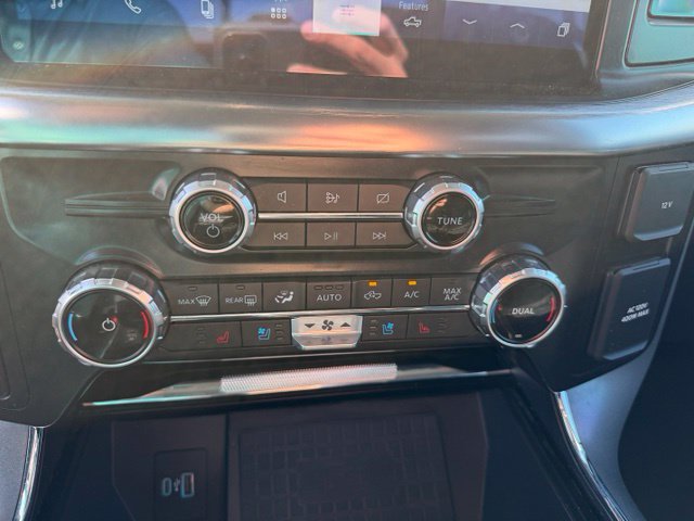 Used 2022 Ford F150 Lariat AWD/4WD image 19
