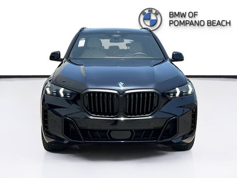 Used 2026 BMW X5 sDrive40i w/ M Sport Package RWD image 2
