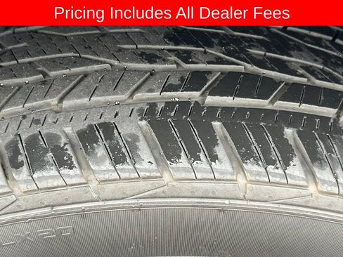 Used 2025 GMC Acadia Elevation w/ Elevation Premium Package FWD image 29