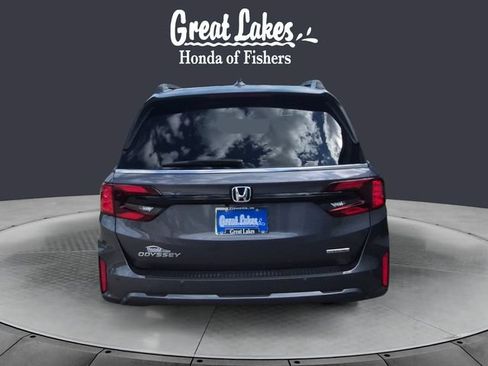 Certified 2025 Honda Odyssey Touring image 4
