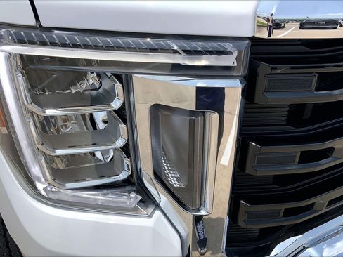 Used 2021 GMC Sierra 2500 4x4 Double Cab w/ Convenience Package image 26