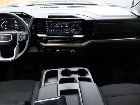 Used 2026 GMC Sierra 1500 Elevation image 20