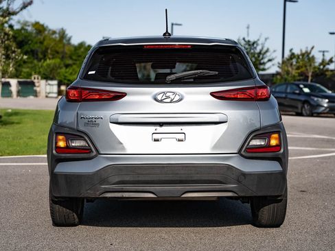Used 2021 Hyundai Kona SE FWD image 6