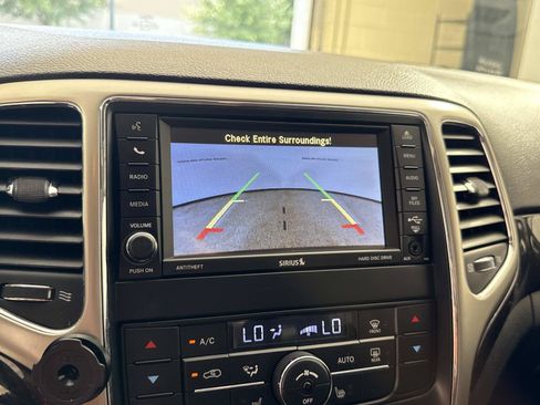 Used 2012 Jeep Grand Cherokee Altitude AWD/4WD image 23