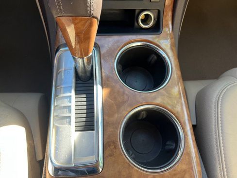 Used 2011 Buick Enclave CXL image 60