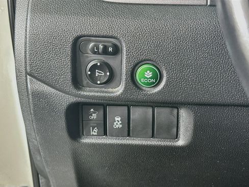 Used 2019 Honda Pilot EX-L image 16
