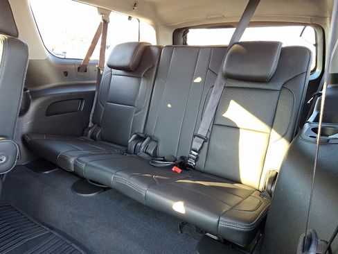 Used 2019 GMC Yukon XL Denali w/ Denali Ultimate Package image 10