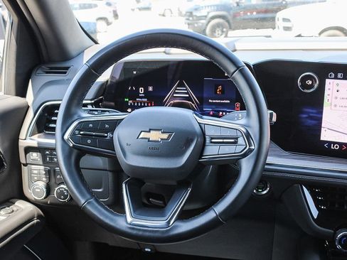 Used 2025 Chevrolet Tahoe LT AWD/4WD image 16