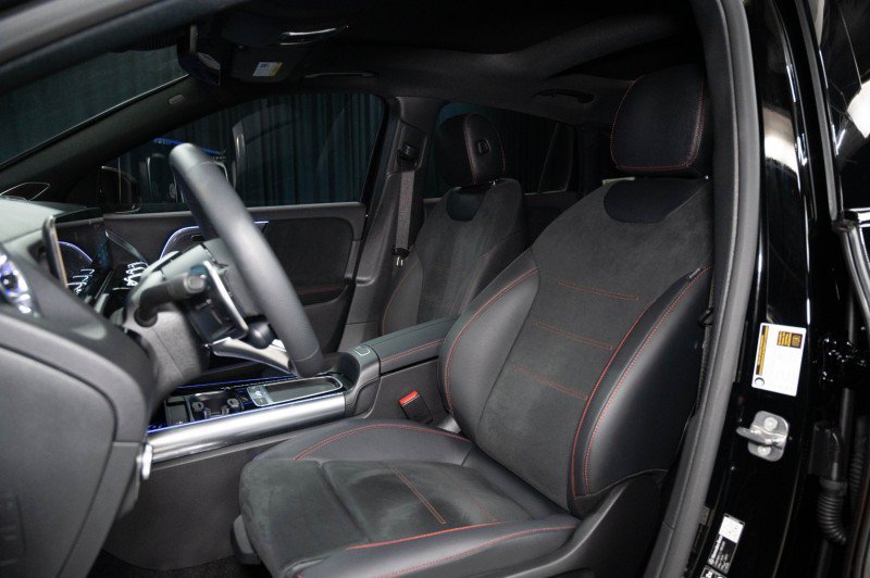 Certified 2026 Mercedes-Benz GLA 35 AMG 4MATIC image 12