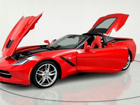Used 2014 Chevrolet Corvette Stingray Coupe RWD image 9