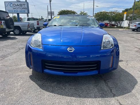 Used 2006 Nissan 350Z Touring RWD image 16