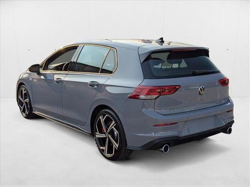 New 2025 Volkswagen Golf SE image 8