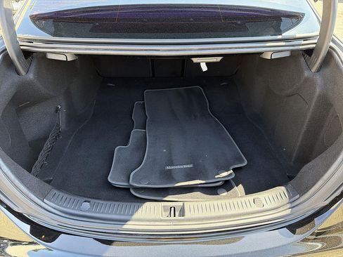 Used 2018 Mercedes-Benz E 300 image 26