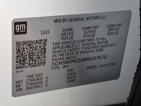 Used 2024 Chevrolet Tahoe Z71 w/ Luxury Package image 30