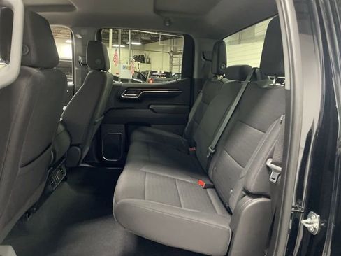 Used 2023 Chevrolet Silverado 1500 LT image 23