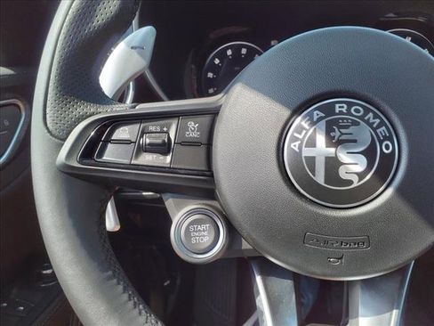 Used 2024 Alfa Romeo Giulia Sprint image 20