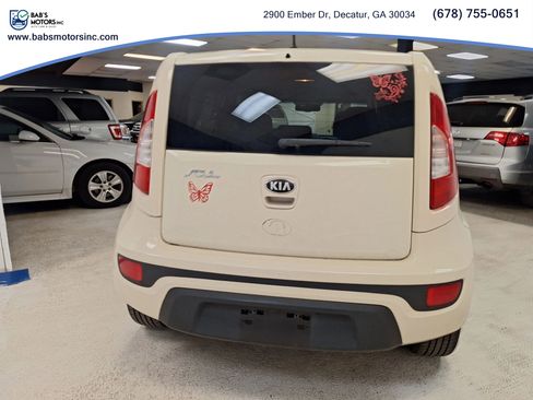 Used 2013 Kia Soul + image 3
