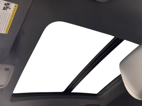 Certified 2023 Audi Q4 e-tron Premium Plus w/ Premium Plus image 18