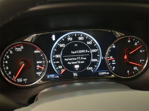 Used 2023 GMC Acadia Denali image 9